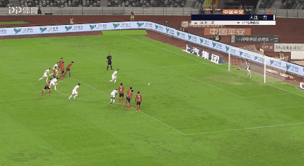 大连一方客场大胜深圳佳兆业，士气大振的简单介绍