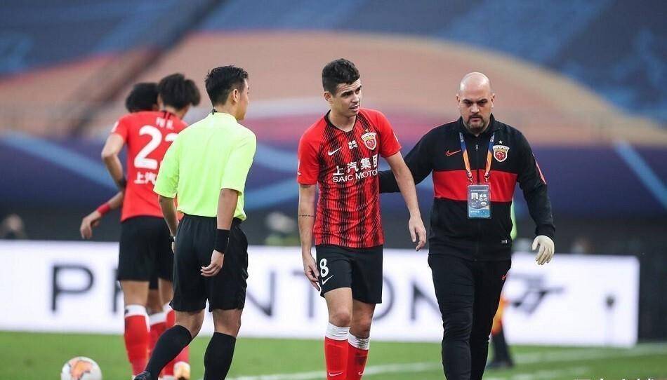 上港不敌对手，淘汰赛前途曲折